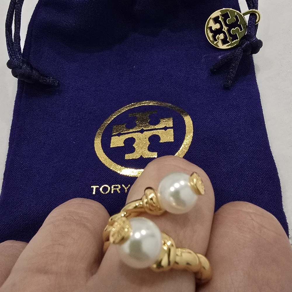 Tory Burch Twisted Pearl Ring Size 6